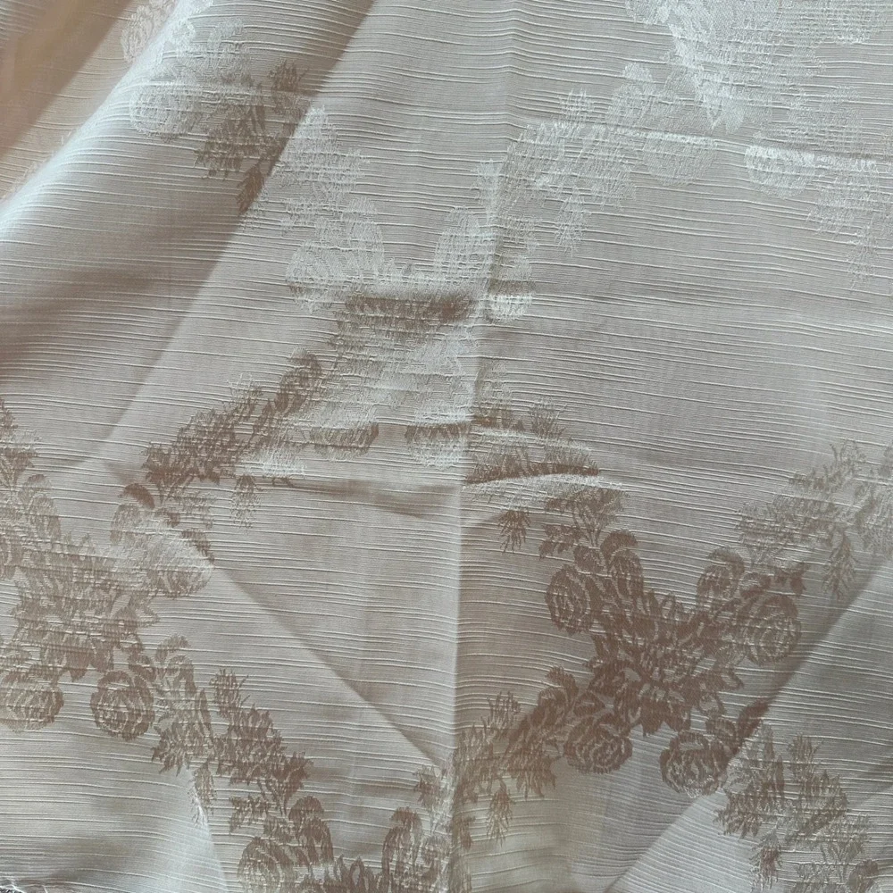 VTG Champagne Gold 84X60 Damask Floral Oval‎ Tablecloth Rose Trellis